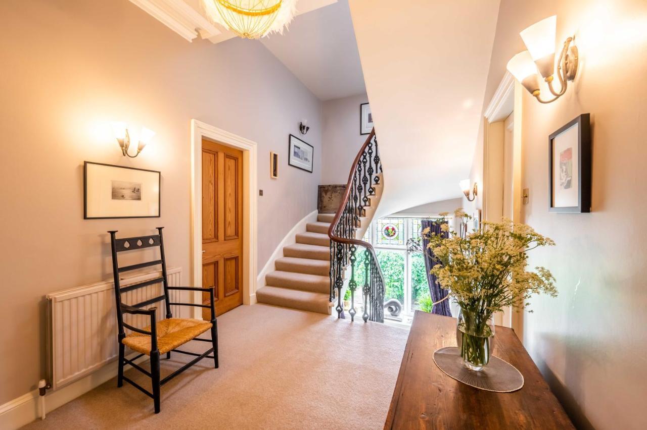 Bed and Breakfast Washington House Нэрн Экстерьер фото